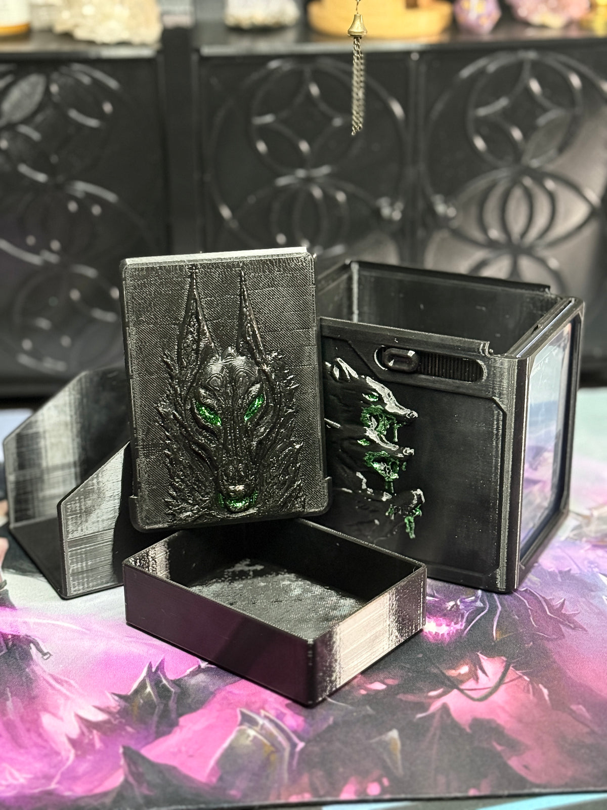 Black and green wolf relief box with separate dice container